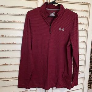 Mens UA light weight quarter zip. Size small